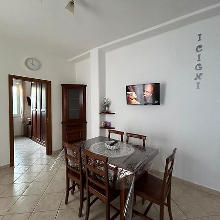 Appartamento Deluxe I Cigni - Forio Ísquia Exterior foto